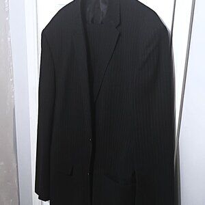 Ferretti Pront Uono Men 2 Piece Dark Gray Pinstripped Suit    50L